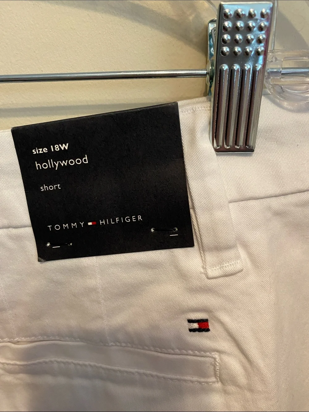 NWT Tommy Hilfiger Classic White Women's Shorts Size 18W Retail $70 - Picture 7 of 7